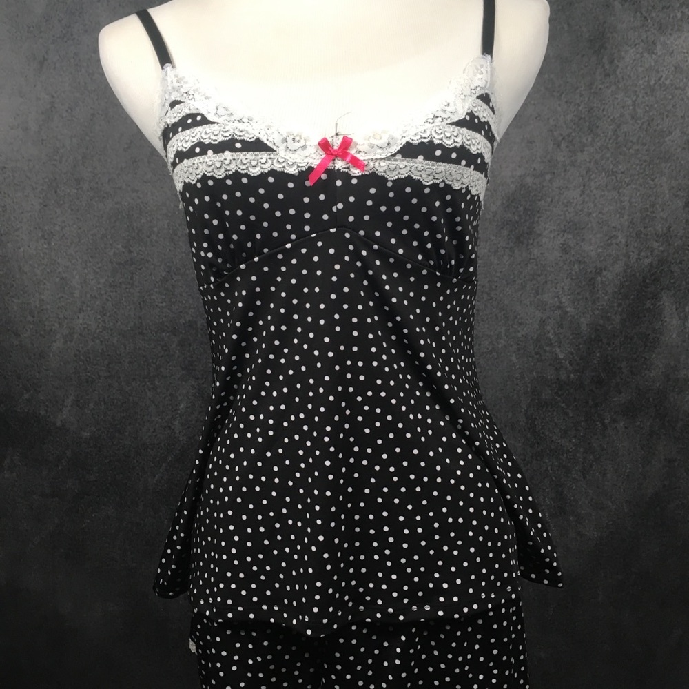 Adorable Pajama Set from Marilyn Monroe